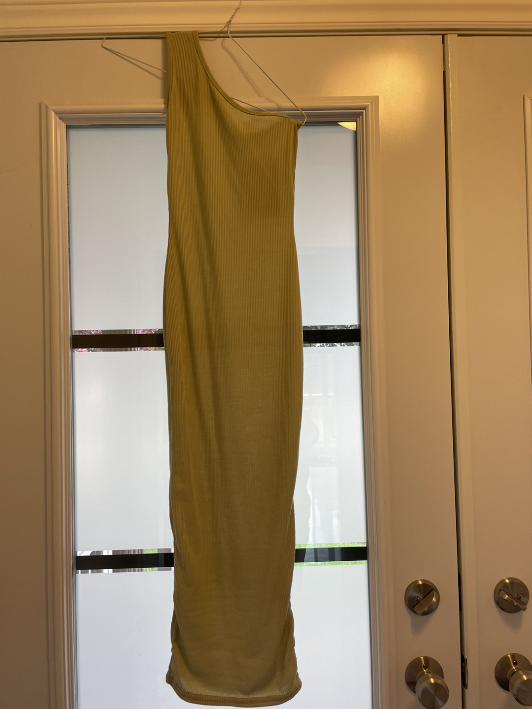 BNWT One Shoulder Summer Dress by Pretty Little Thing image indicator(3)