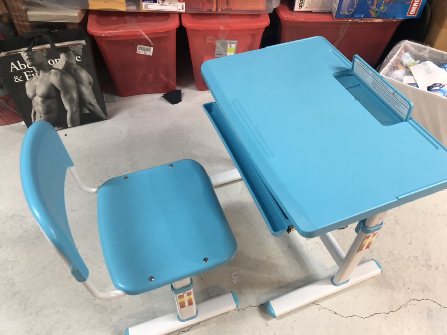 Kids ergonomics table - photo 2