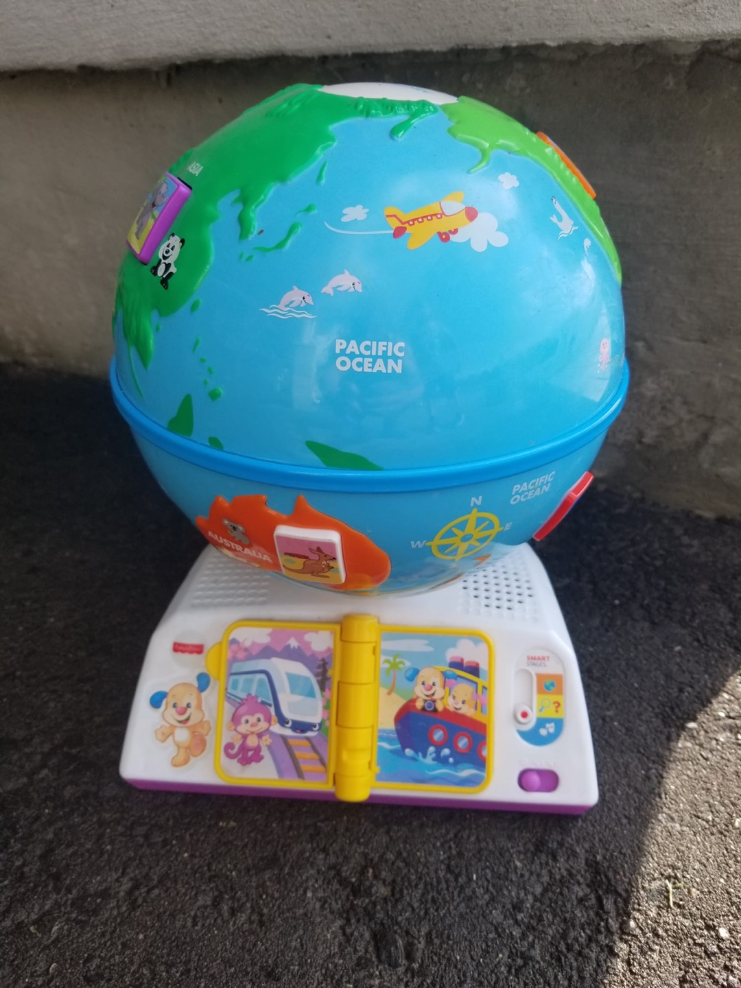 Fisher price laugh and learn globe