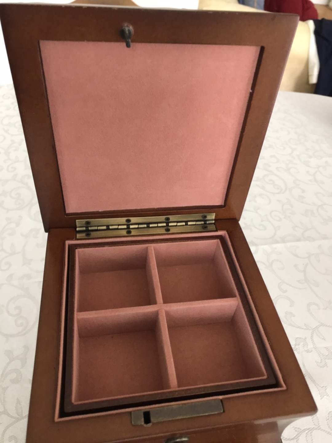 Jewelry box - photo 3