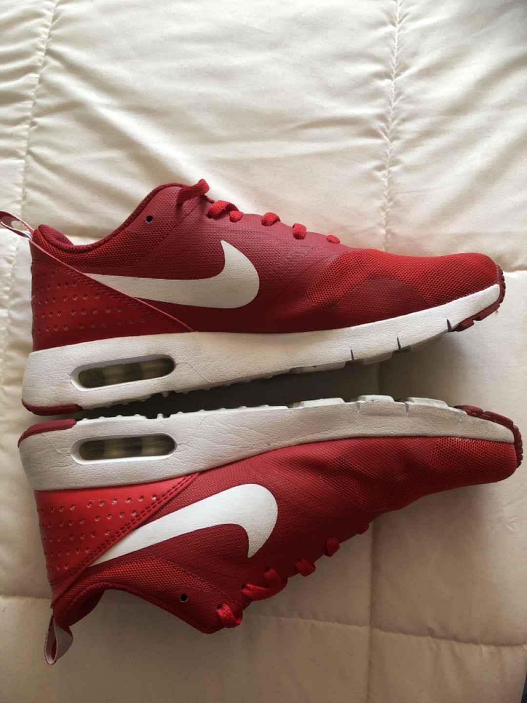 Nike Air Max (size 5.5 youth = size 7 women’s) - photo 2
