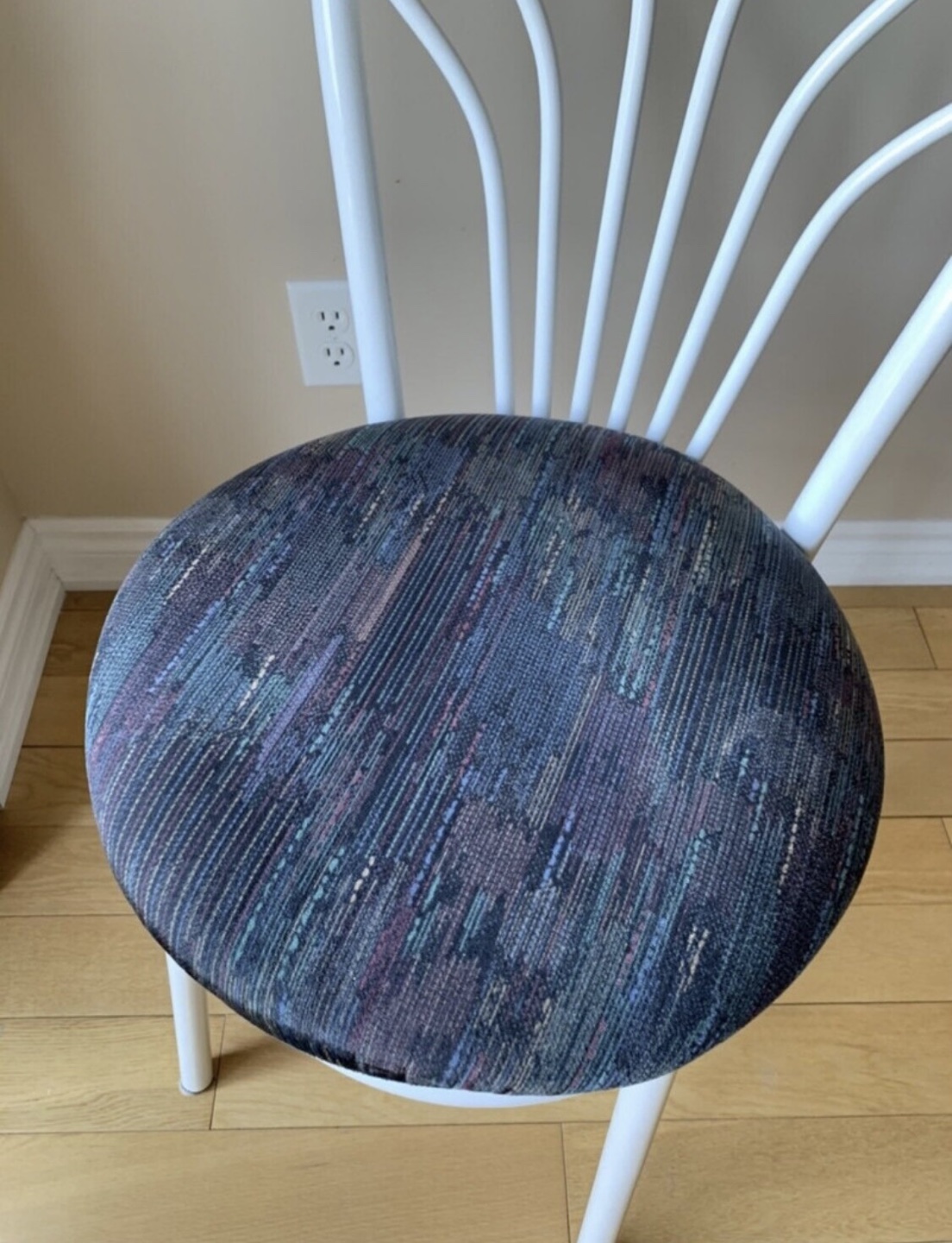 Dining Chairs - photo 3
