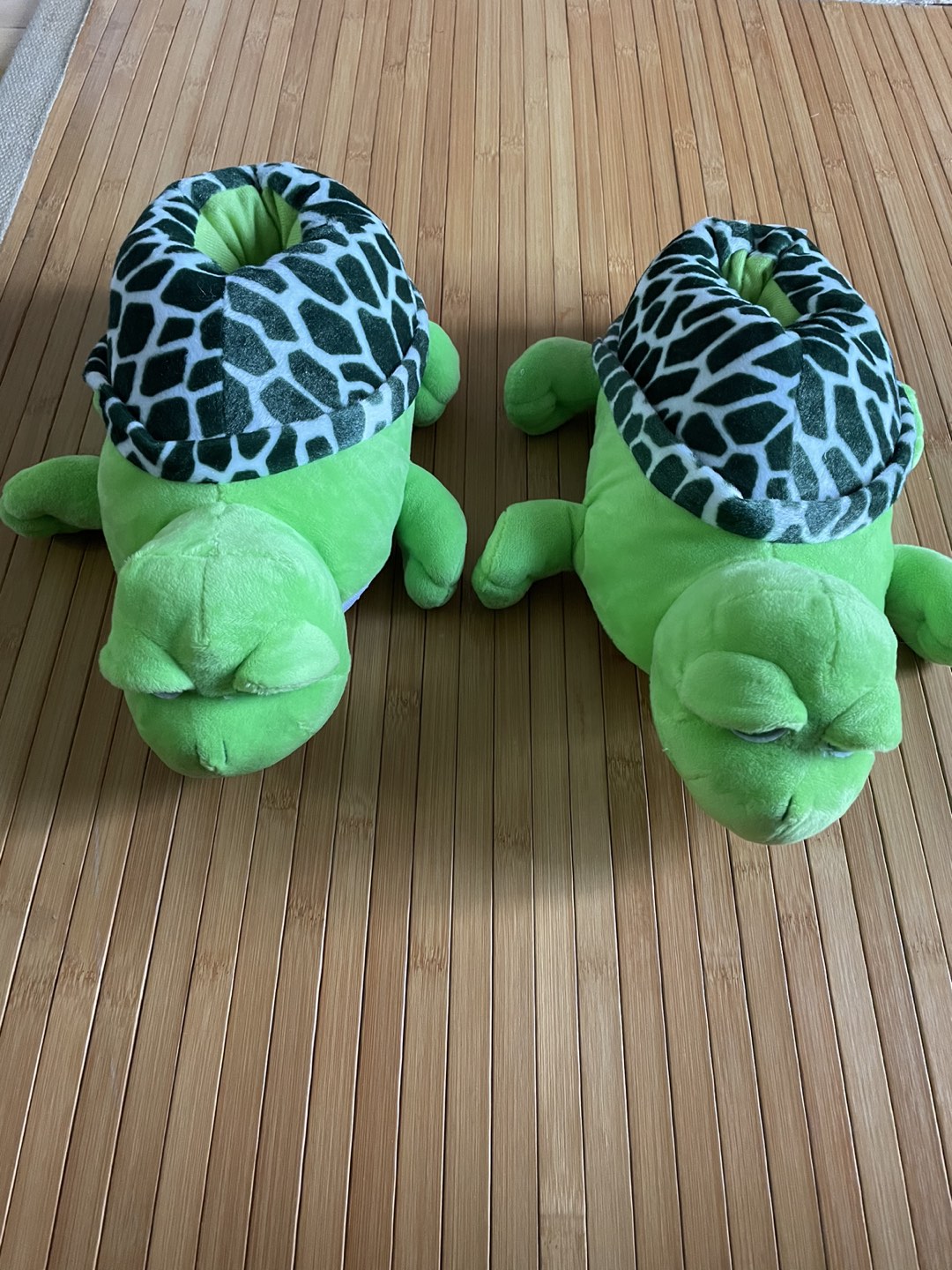 Plush turtle slippers thumbnail