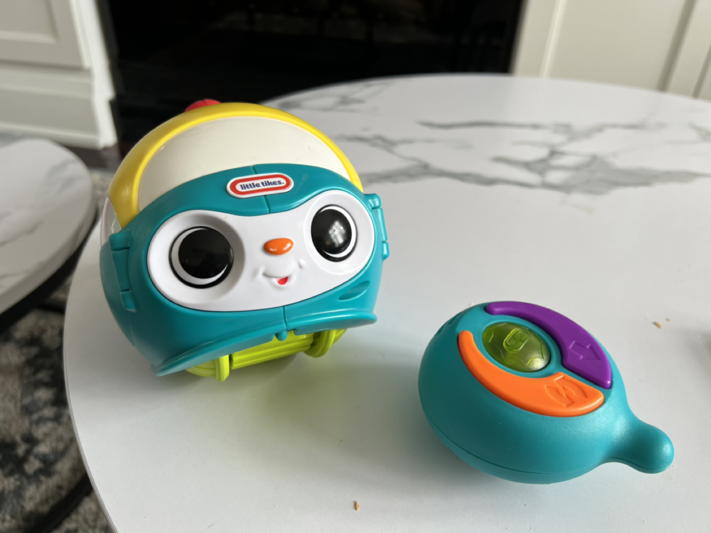 Little Tikes Remote Control Spinning Ball thumbnail