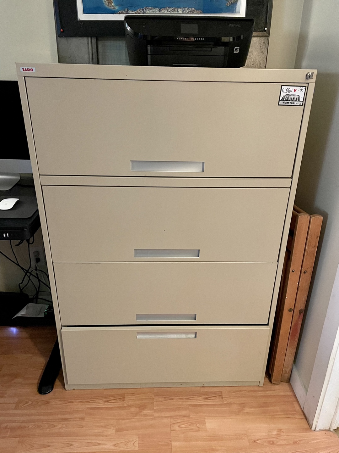 Lateral 4-Drawer LOCKABLE FILING CABINET
