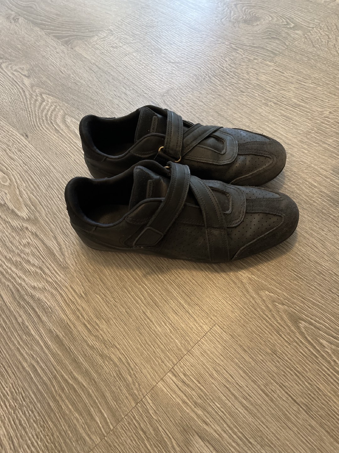 Lacoste shoes all black thumbnail