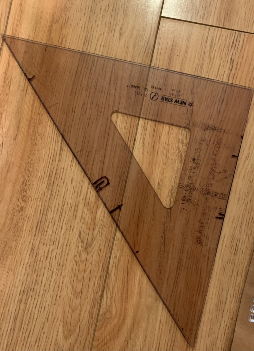 clear triangle thumbnail