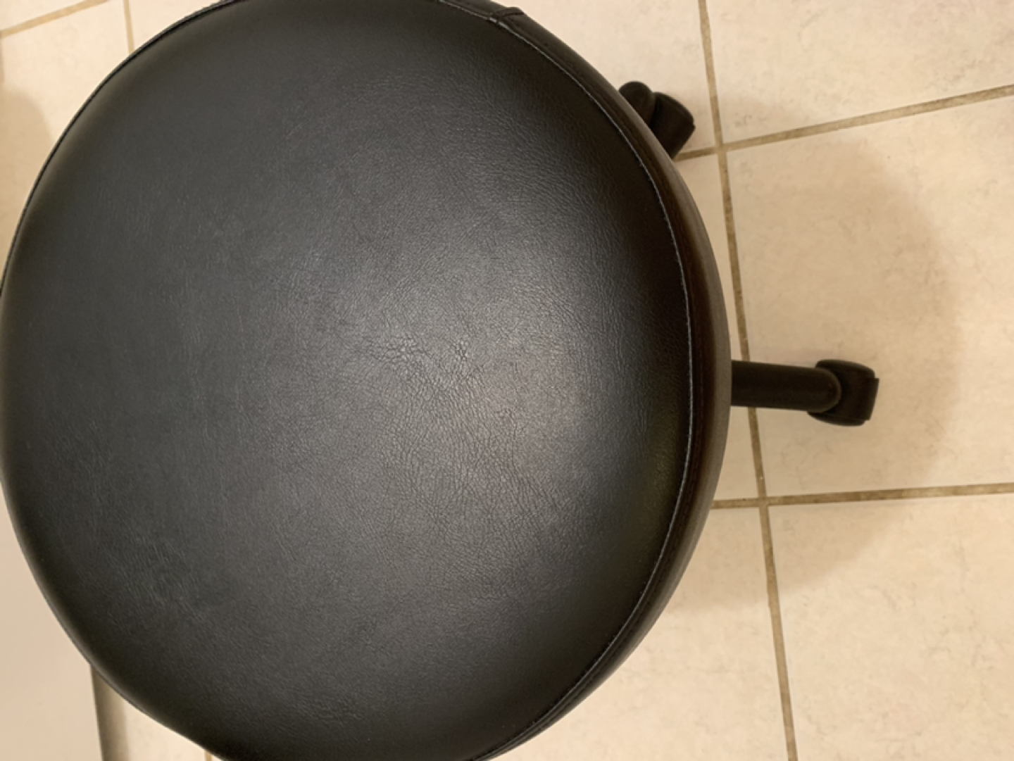 Height adjustable stool image indicator(5)