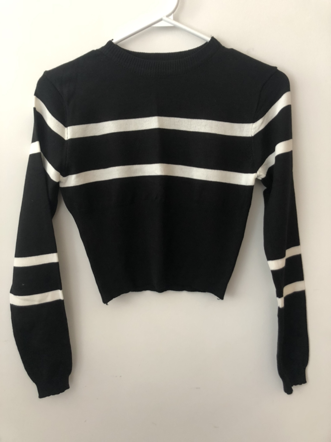 Black and white striped crop top thumbnail