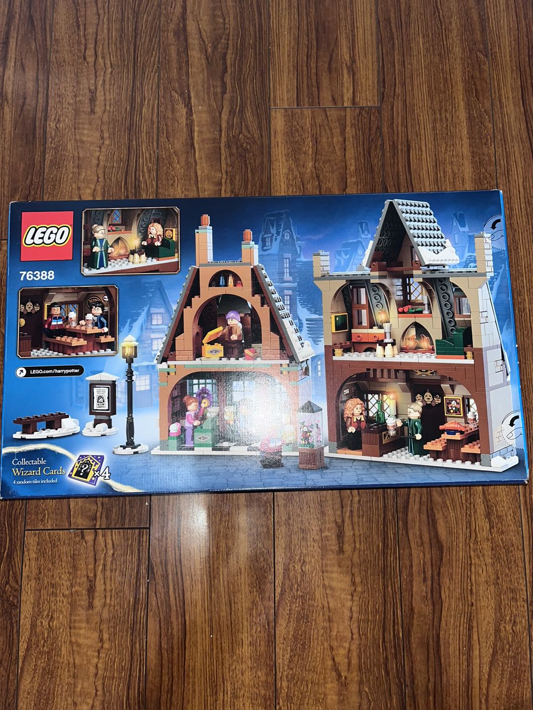 Lego Harry Potter- Hogsmeade village - photo 2