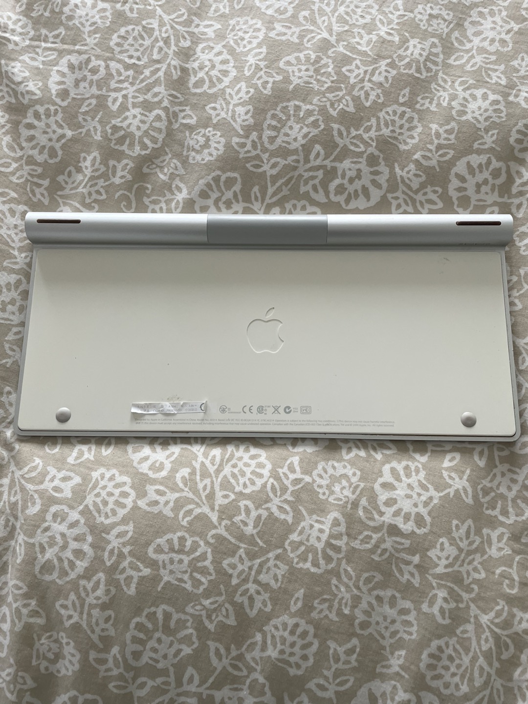 wireless apple keyboard - photo 2