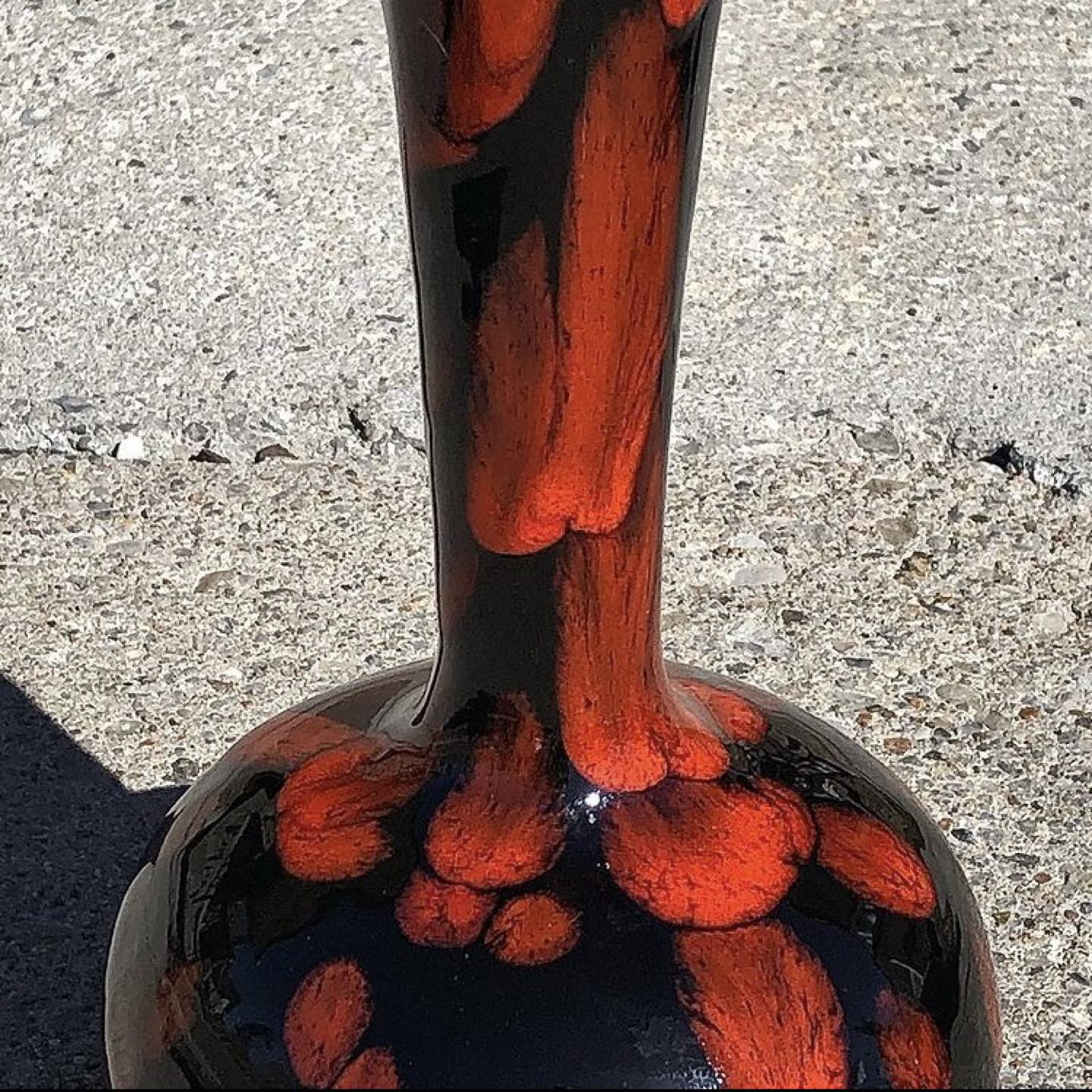 Vintage 70s Red and Black Vase - photo 2