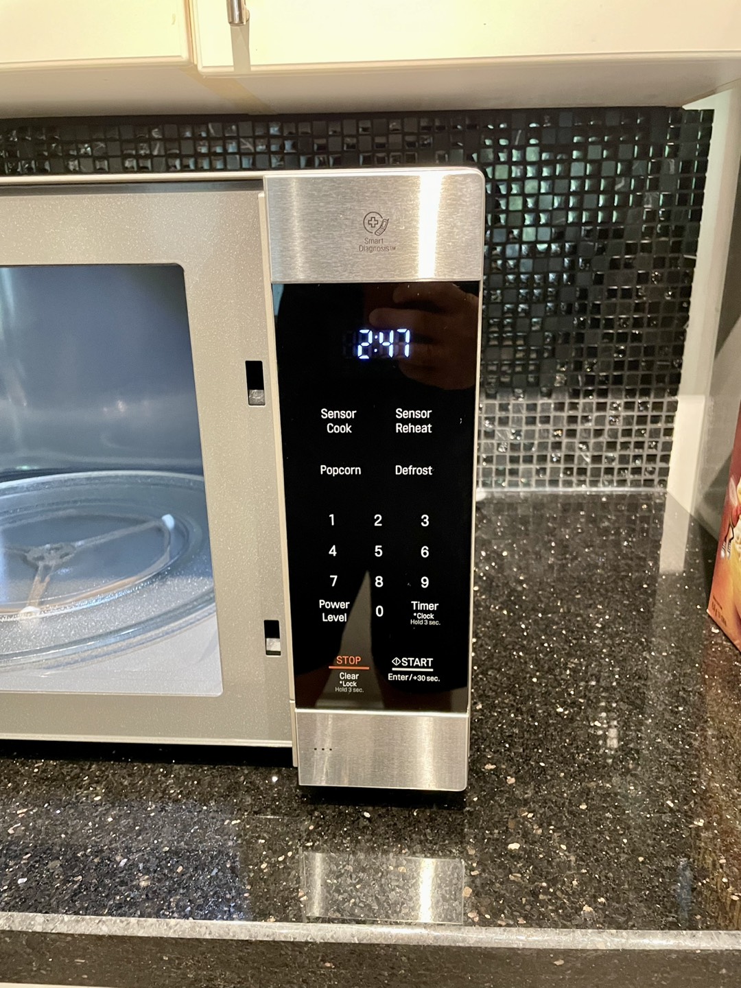 LG Microwave Oven - photo 2