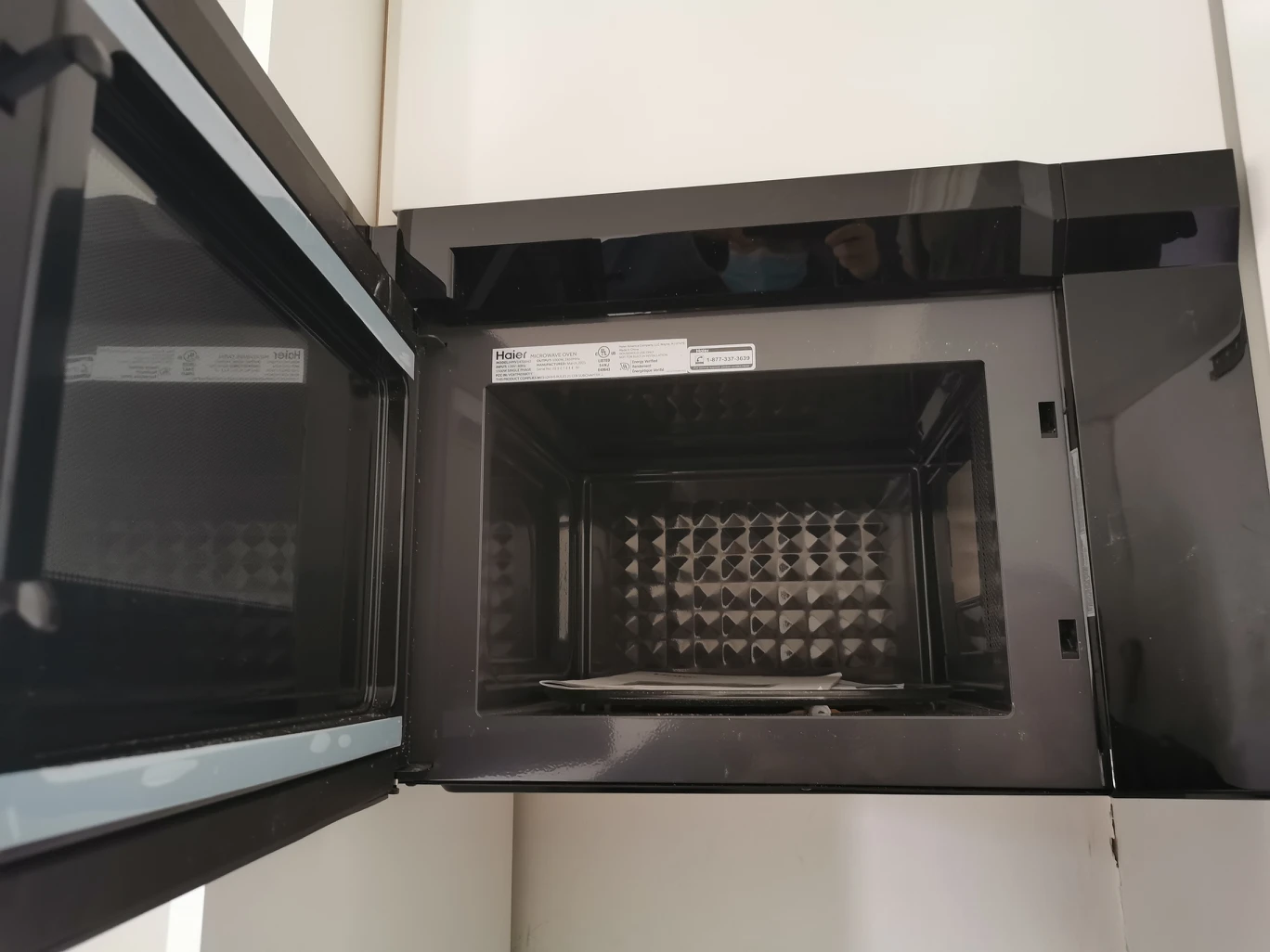 MICROWAVE - GOING QUICK - NEW - $400 - HAIER - MOVING SALE - photo 2