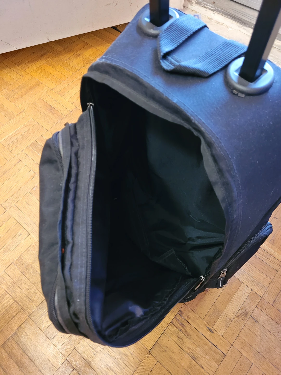 Wheeled backpack thumbnail