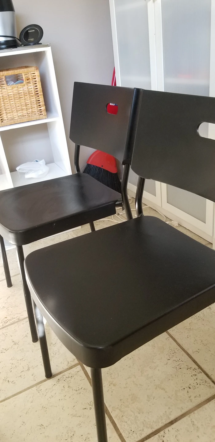 table with 2 chairs - photo 4