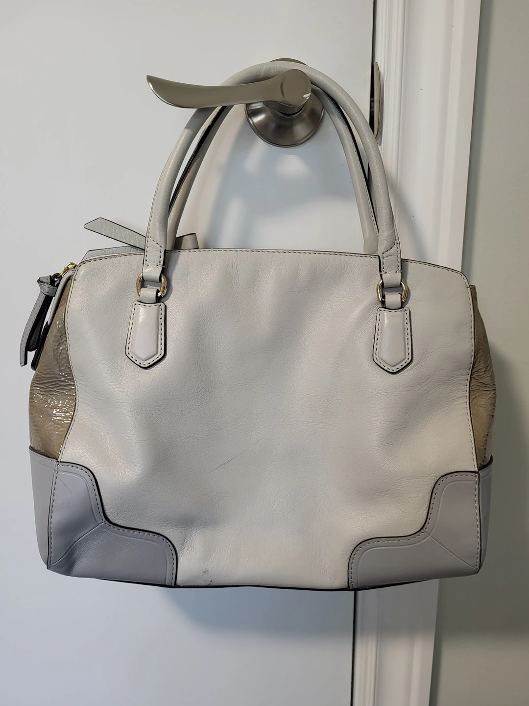 Coach Purse/Handbag with Shoulder Straps image indicator(3)