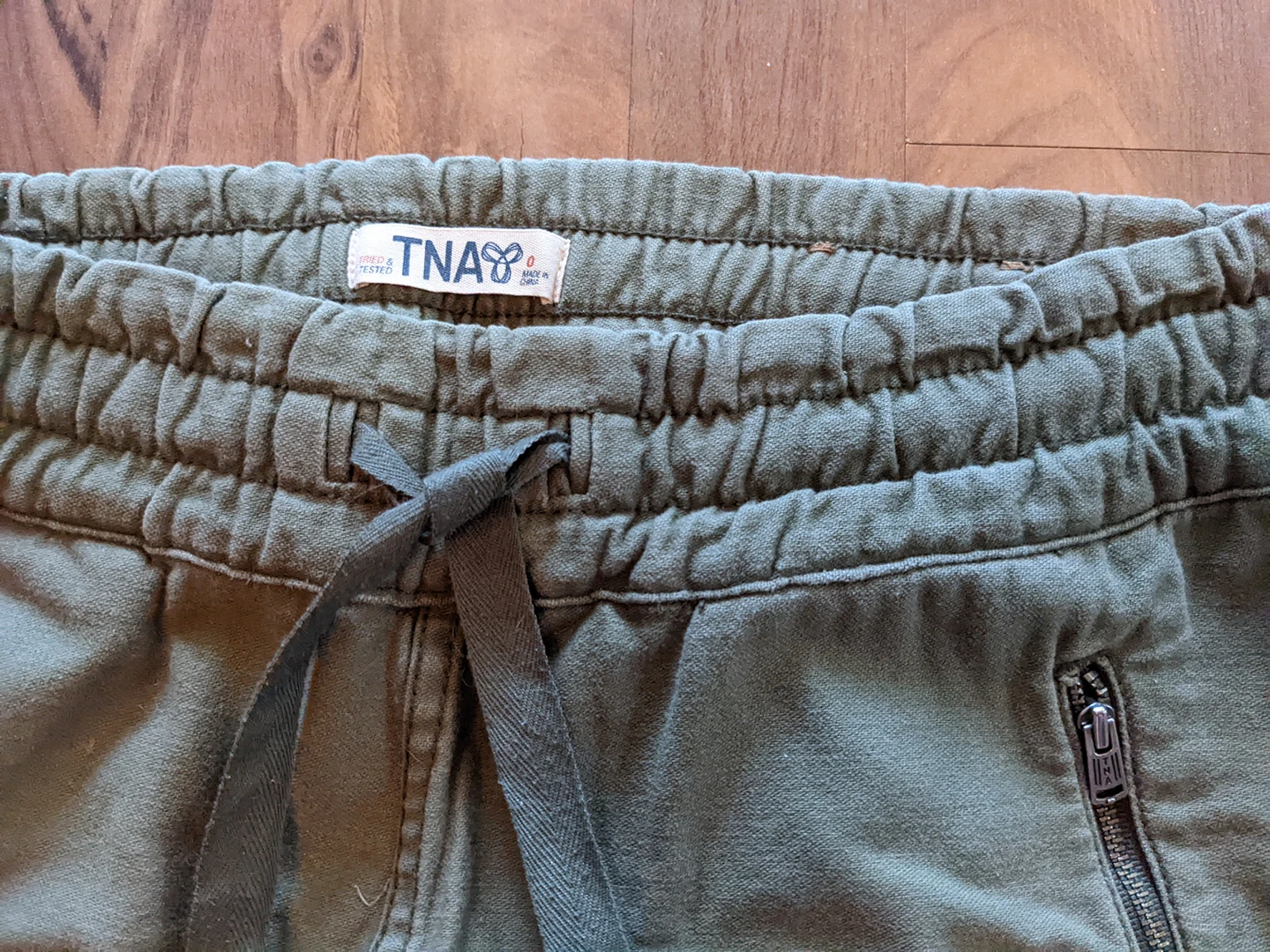 Aritzia TnA Woven Joggers - photo 3