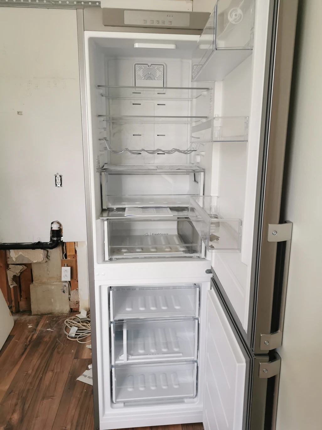 FRIDGE - GOING QUICK - NEW - $1,000 - WHIRLPOOL - MOVING - photo 2