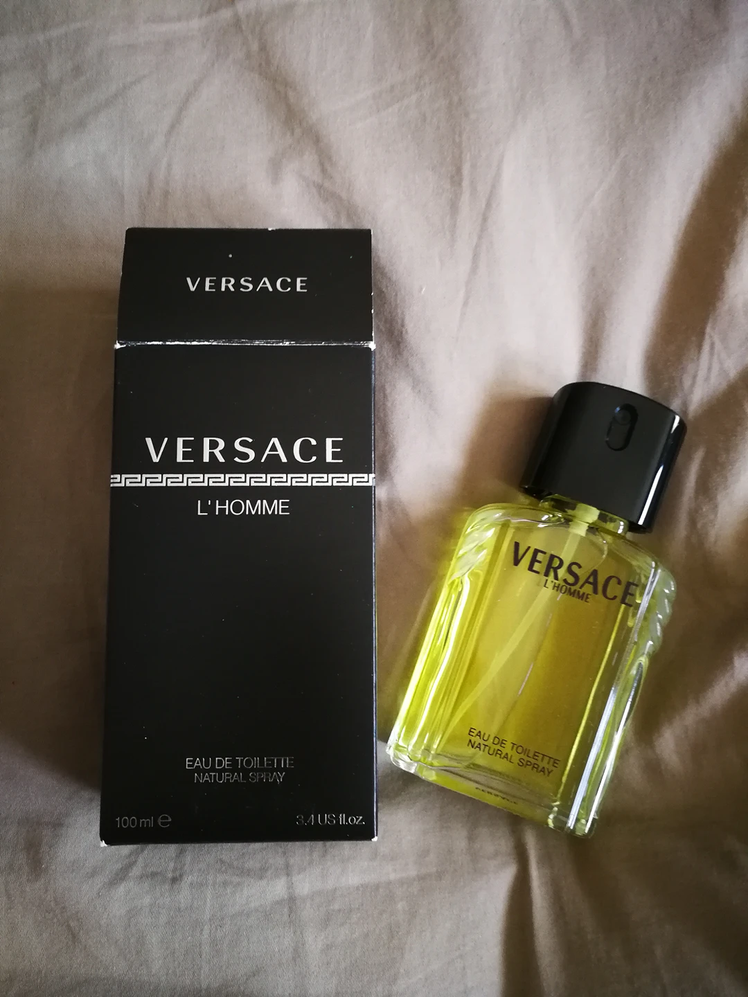 Versace Mens Eau de Toilette thumbnail