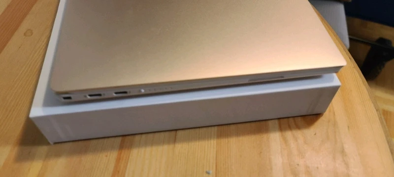 Dell xps 13 9370 8th gen i7 500gb nvme 8gb ram - photo 5