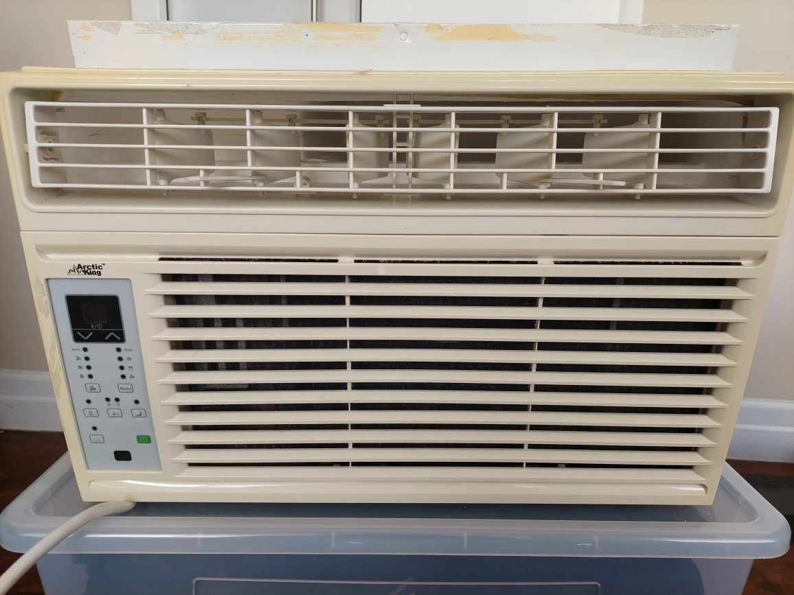 Window Air Conditioner 6000 btu thumbnail