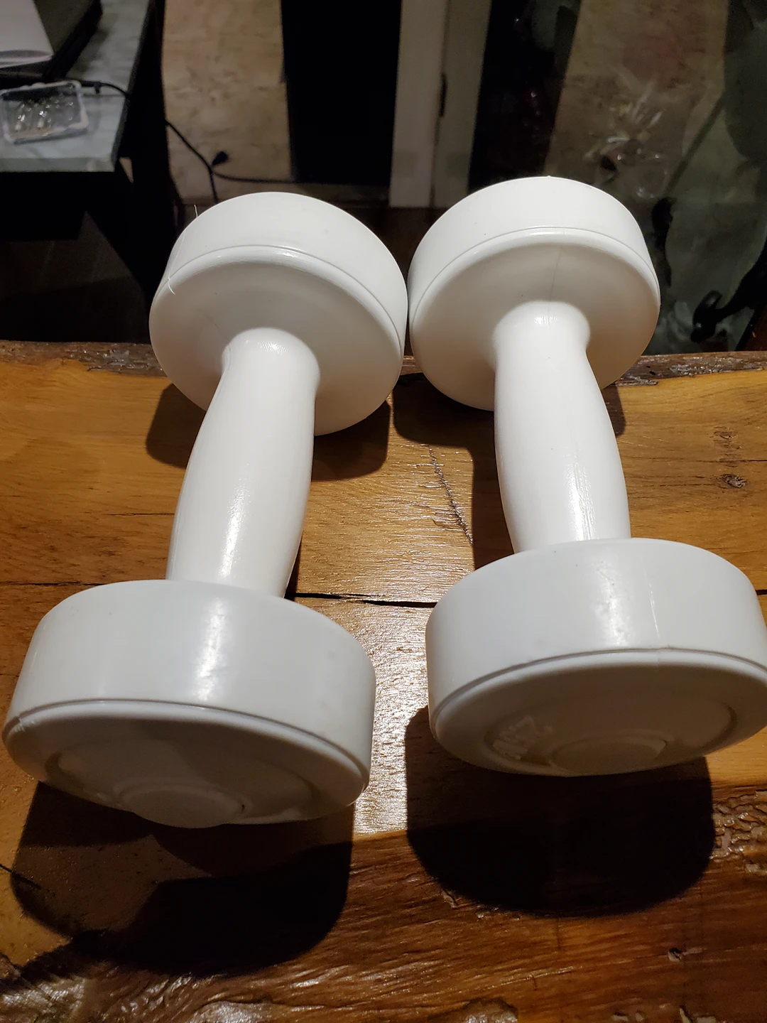 Dumbbells. Please see all pictures for the weight!