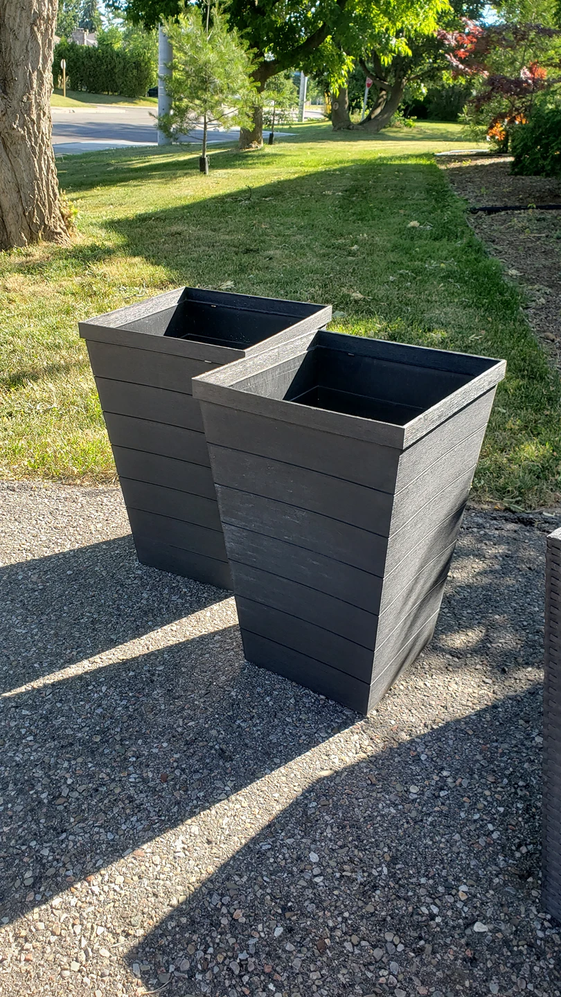 Planters $15 each - photo 4
