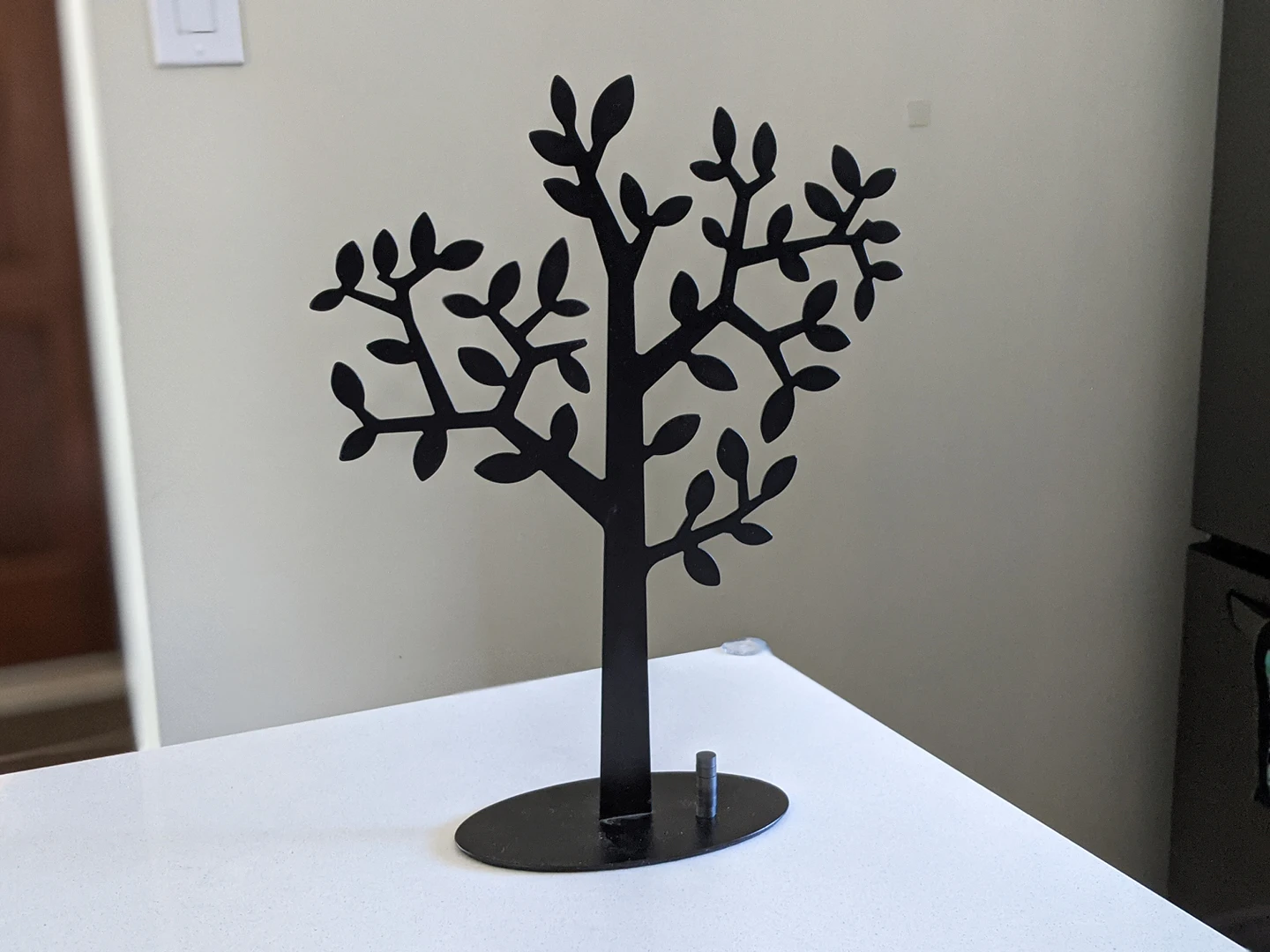 Umbra laurel magnetic photo tree