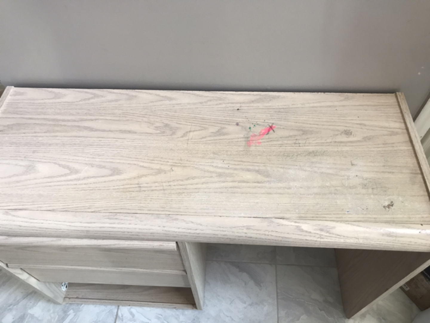 Office desk - photo 2
