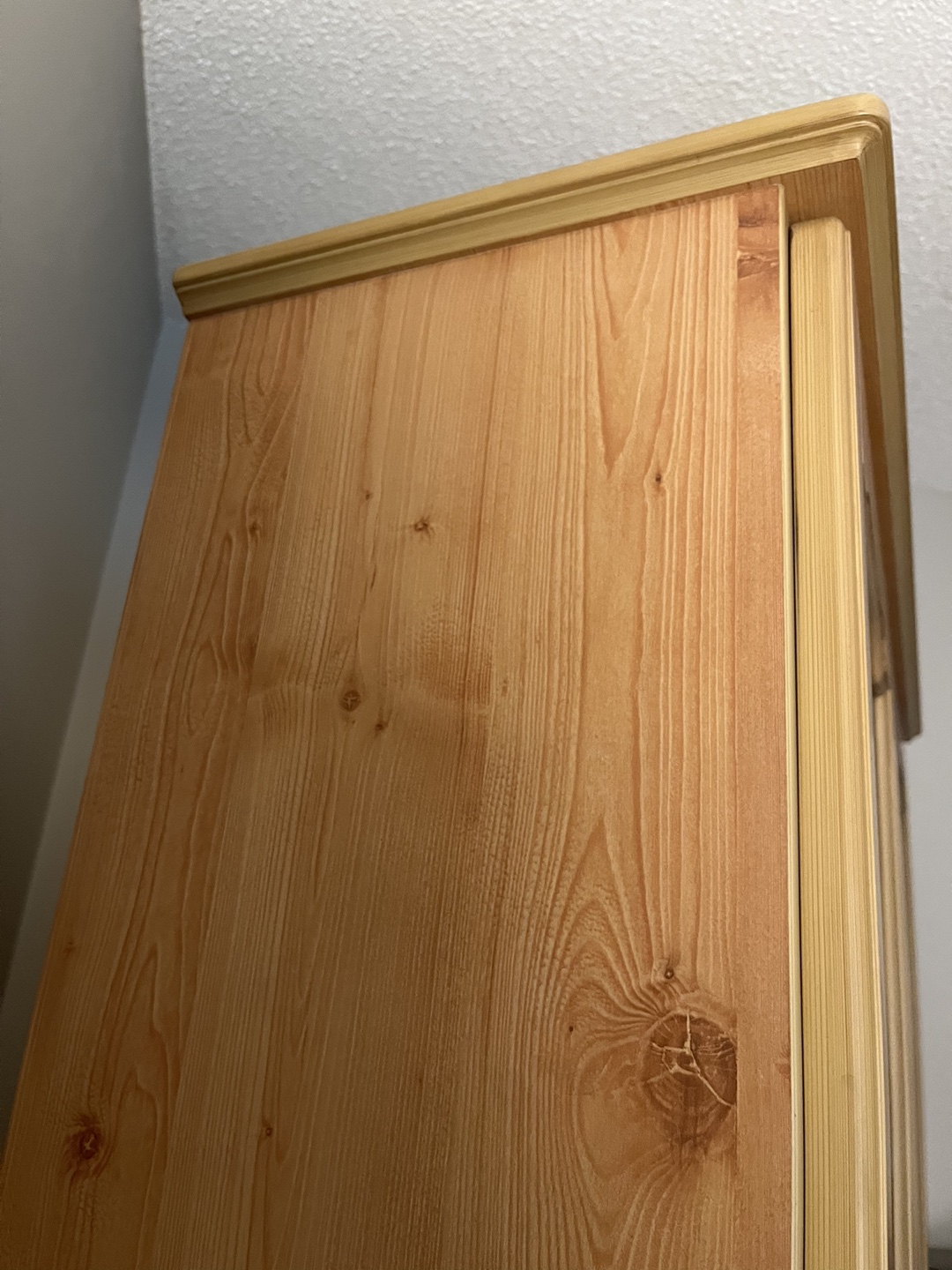 Bookcase with glass doors - photo 4