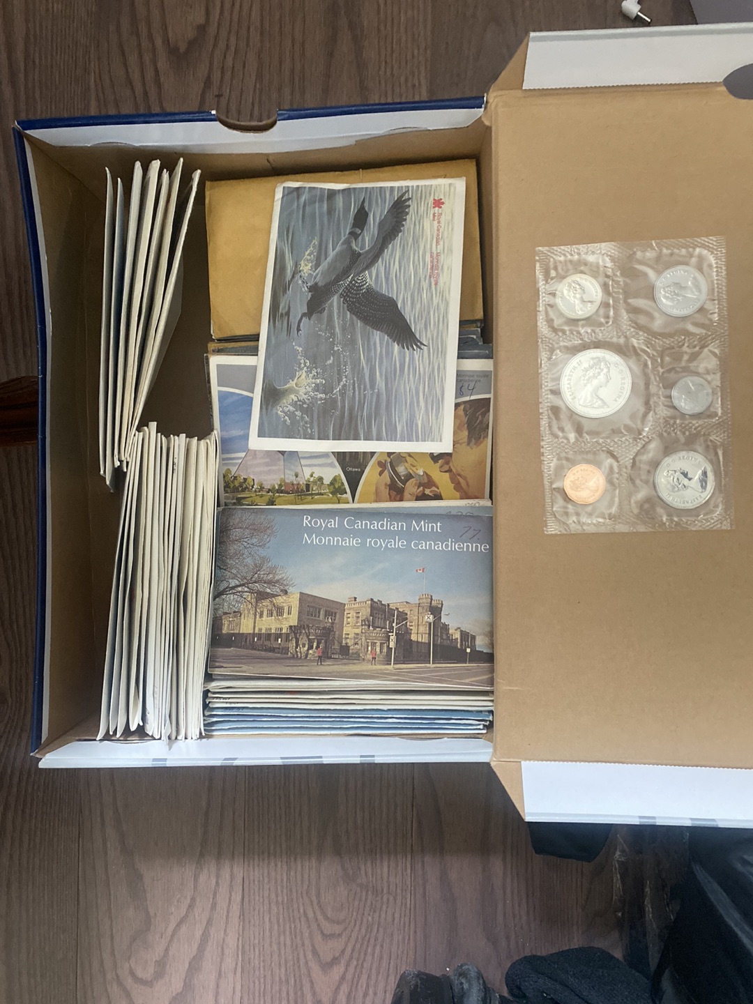 80! Canada uncirculated Mint coin sets 1968-1989 issued by RCM🍀 image indicator(4)