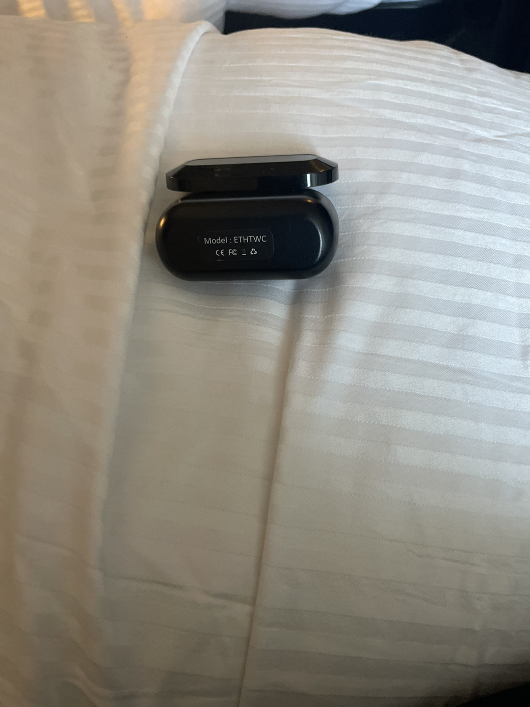 #Freecycle Helix Ear buds thumbnail
