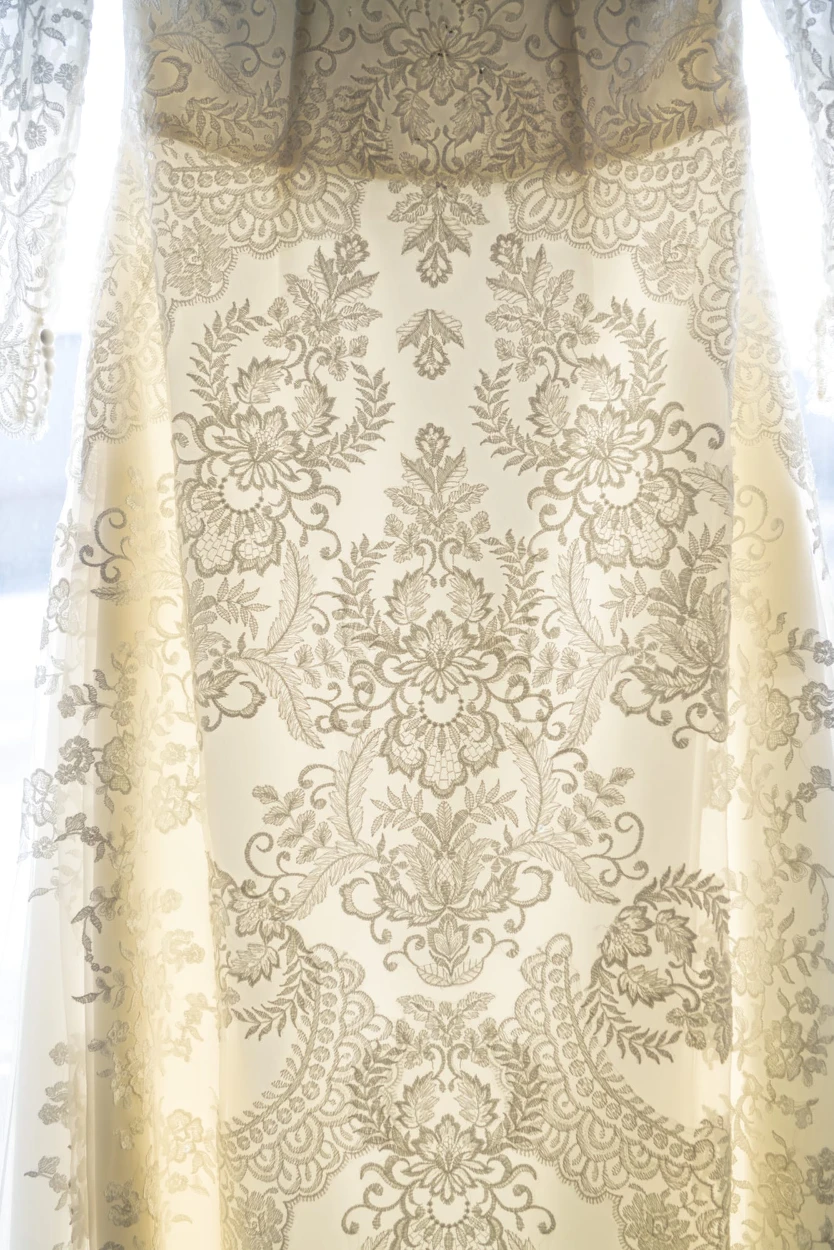 Winter/ autumn wedding dress with pockets image indicator(6)