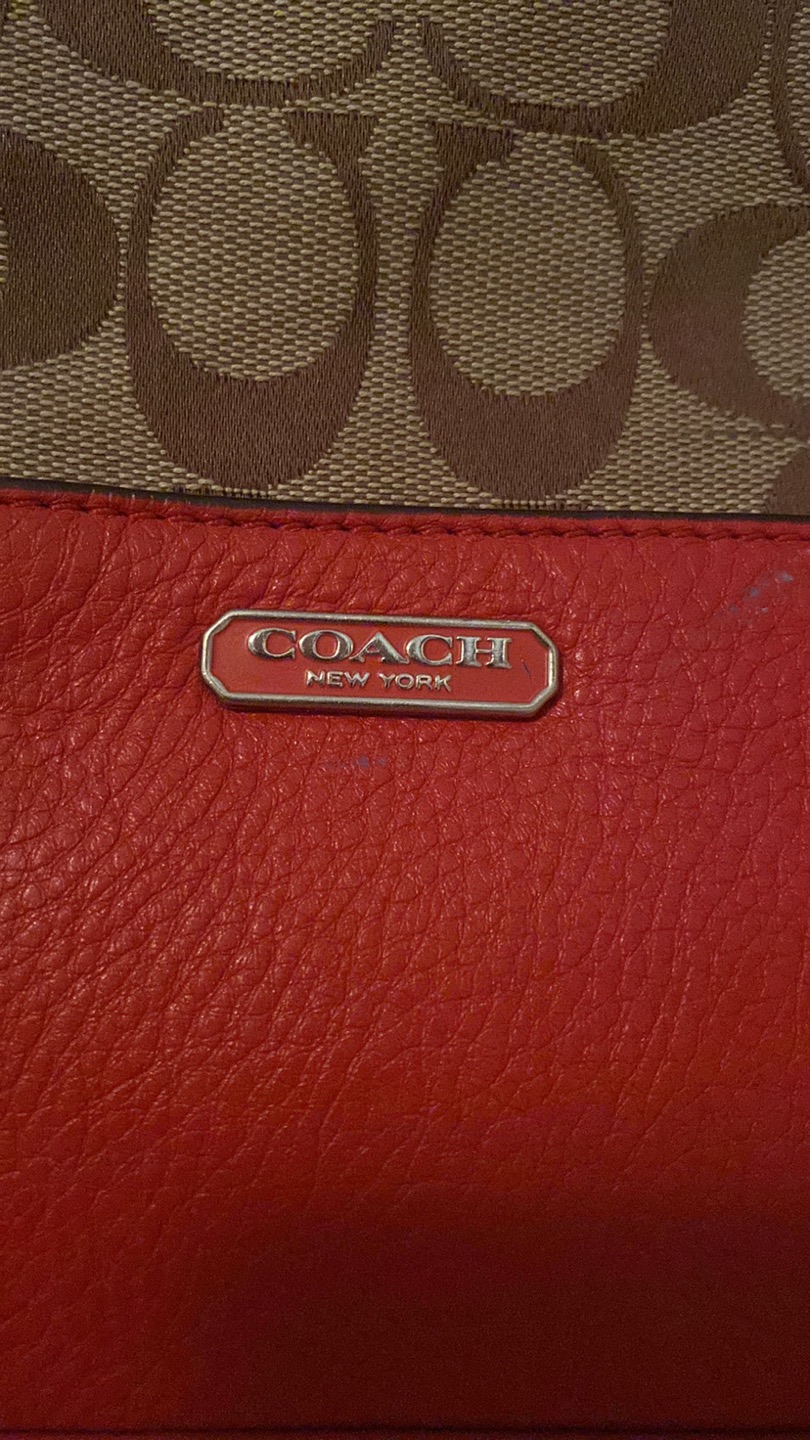 Authentic Coach Designer Handbag - photo 3
