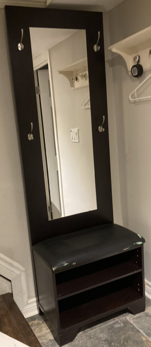 Bench/mirror