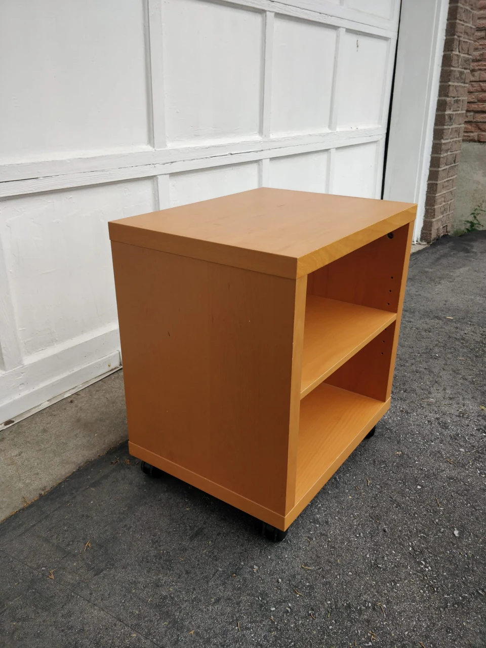 Ikea night stand with wheels 9/10 condition image indicator(2)