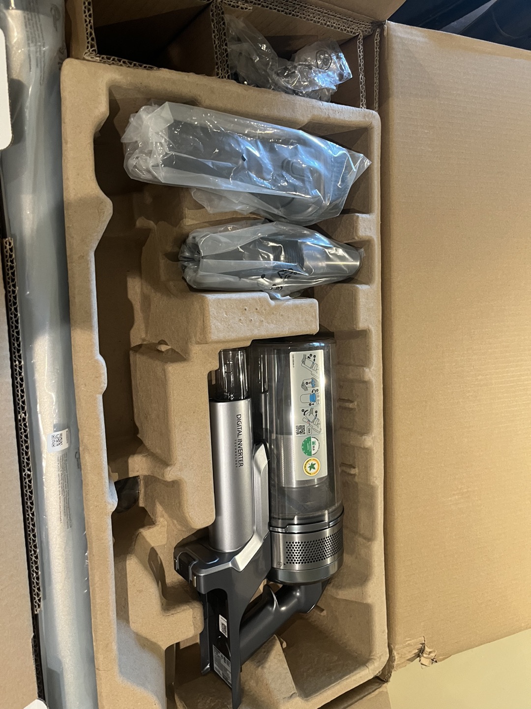 Samsung Jet75 Complete with Turbo Action Brush vacuum cleaner - photo 2
