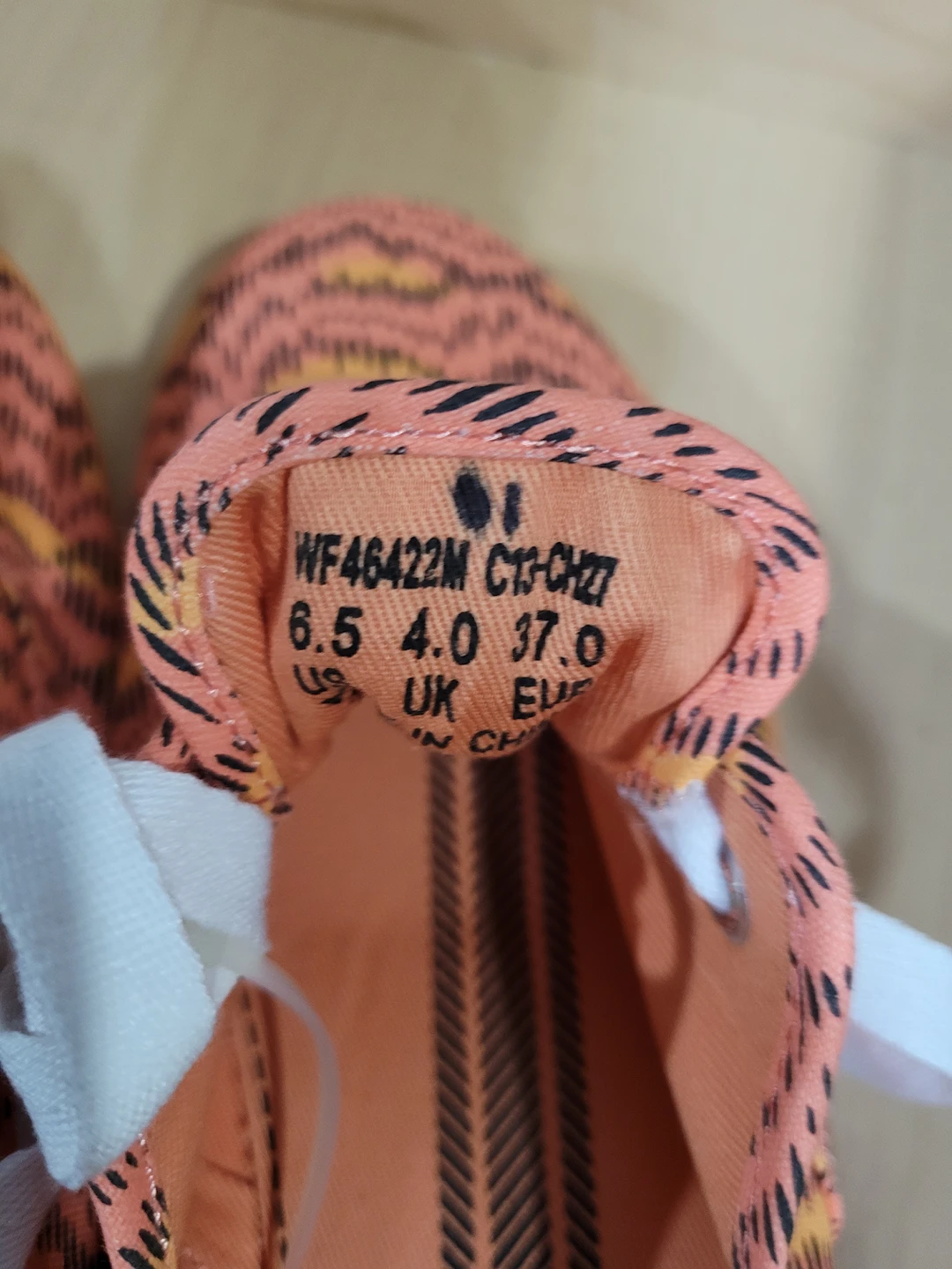 Brand New Sneakers by Keds. Size 6 image indicator(5)