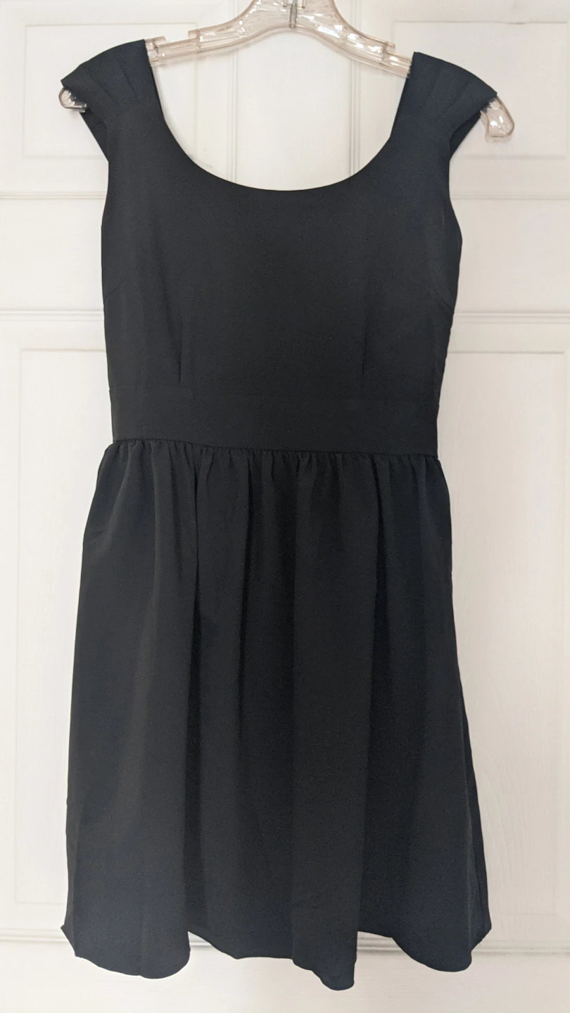 Black Dress with cutout back size medium image indicator(2)