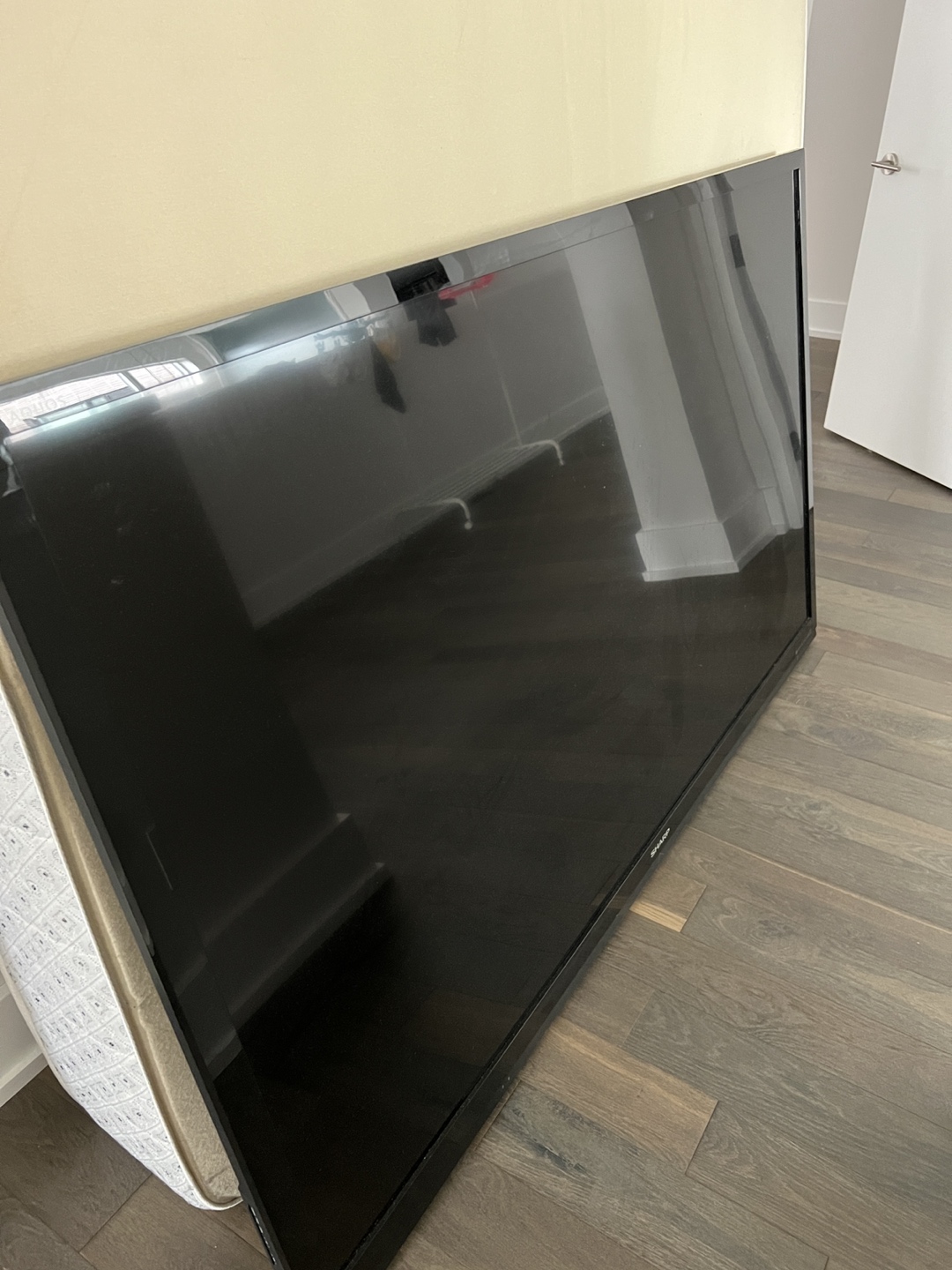 Sharp 80 inch 1080p 120Hz LCD TV