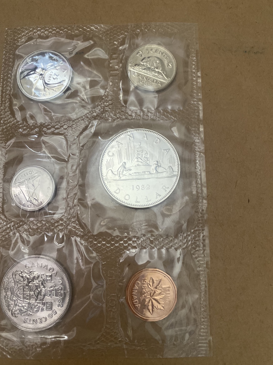 80! Canada uncirculated Mint coin sets 1968-1989 issued by RCM🍀 image indicator(6)