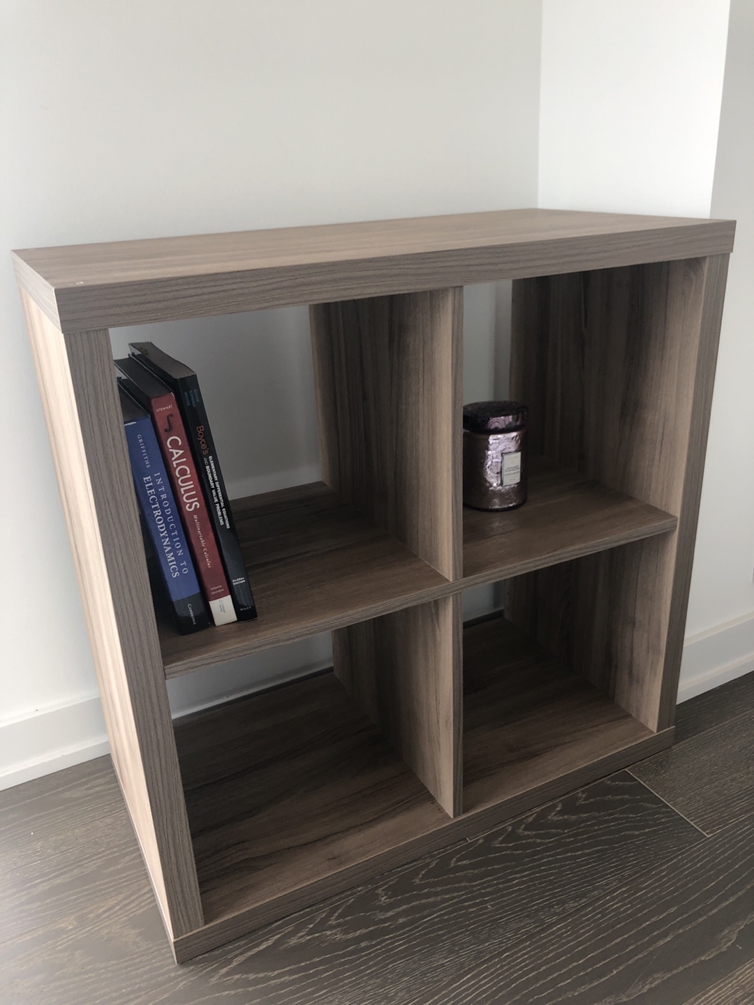 IKEA Shelf unit “KALLAX” (excellent condition) - photo 4