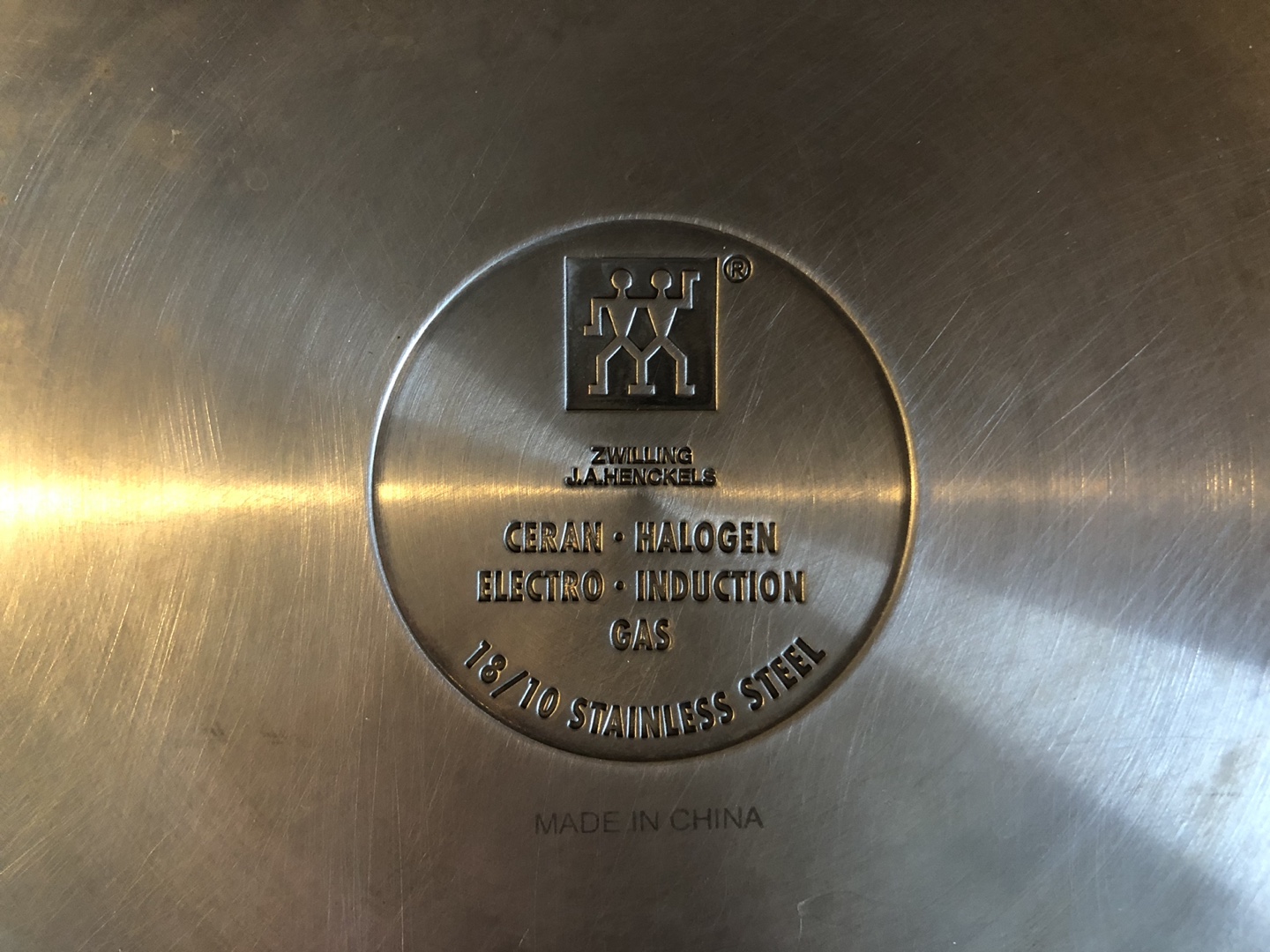 Zwilling pot - 8 inches image indicator(3)