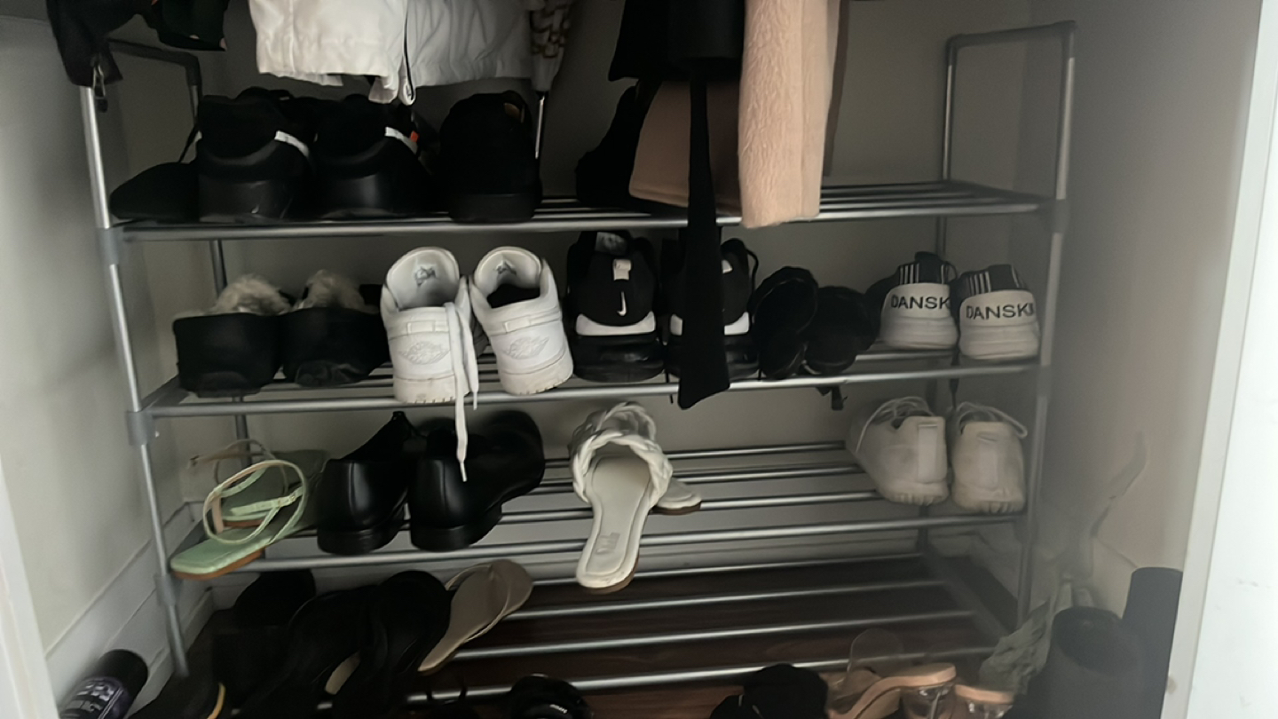 Shoe racks