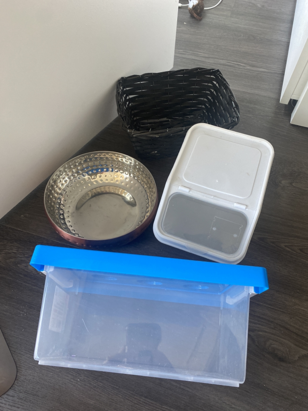 Various baskets and containers #freecycle thumbnail