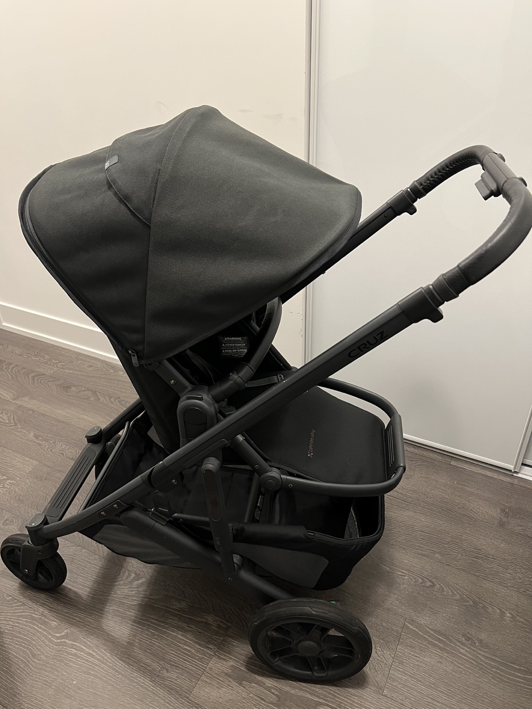 Uppababy V2 Cruz Stroller with Bassinet thumbnail