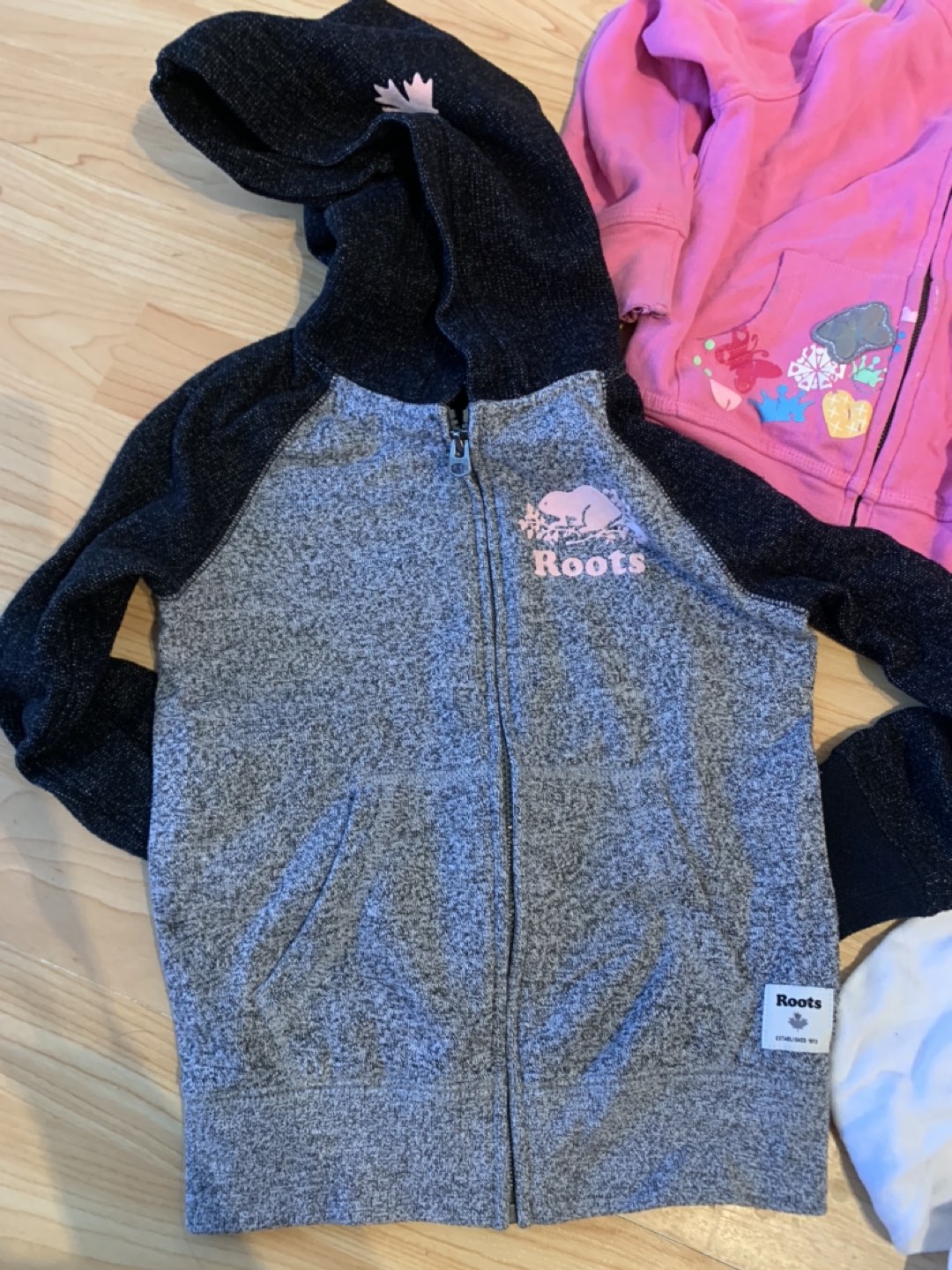 4T, 5T Hoodie - photo 2