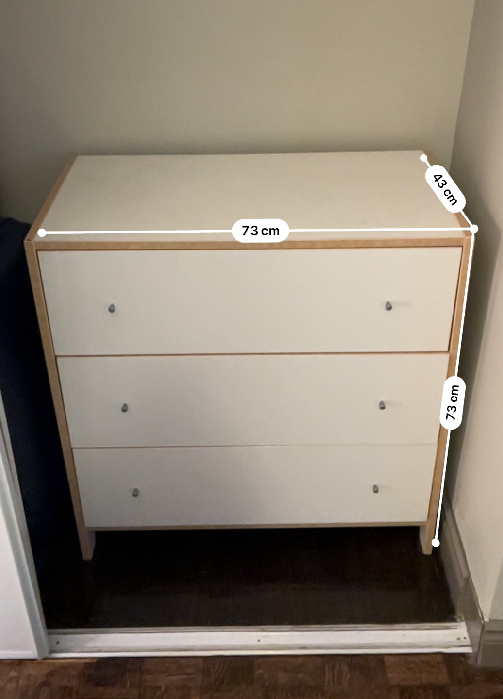 Dresser - moving sale - photo 2