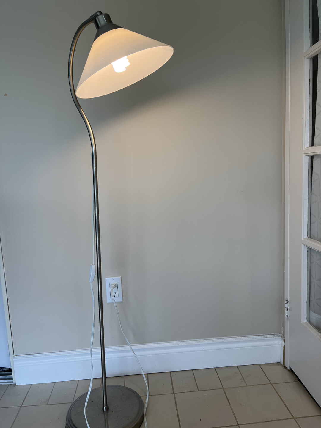 Floor stand thumbnail